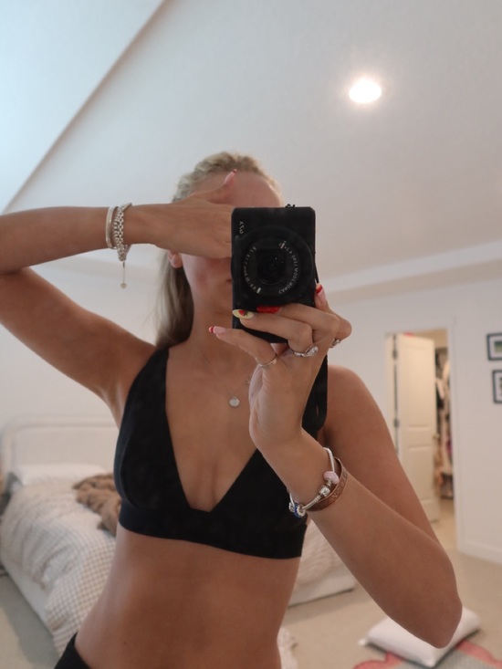 SKIMS Other - Skims Black Plunge Bralette size Small